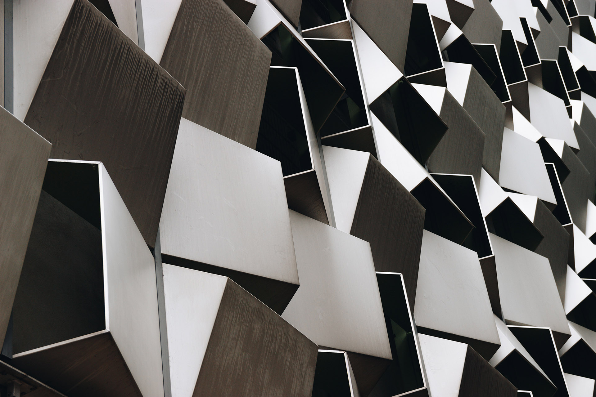 callum-wale-3pH7TxHU6gw-unsplash